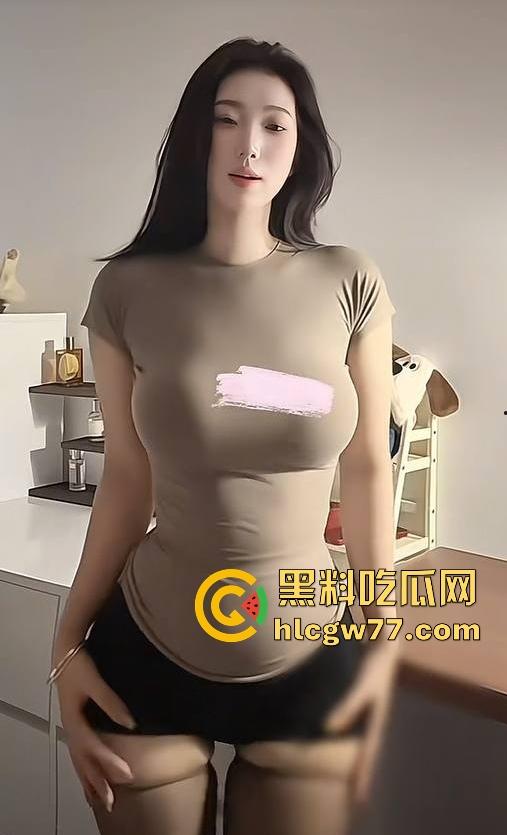 抖音擦边网红【小也很辣】与金主啪啪调教视频最新流出,顶级巨乳大战金主巨屌 身材没得说直呼受不了!-5