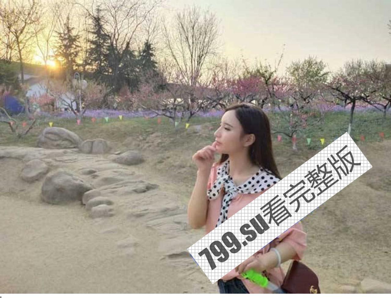 火山小视频 26W 粉丝博主 与男友做爱视频泄露 完美露脸-4