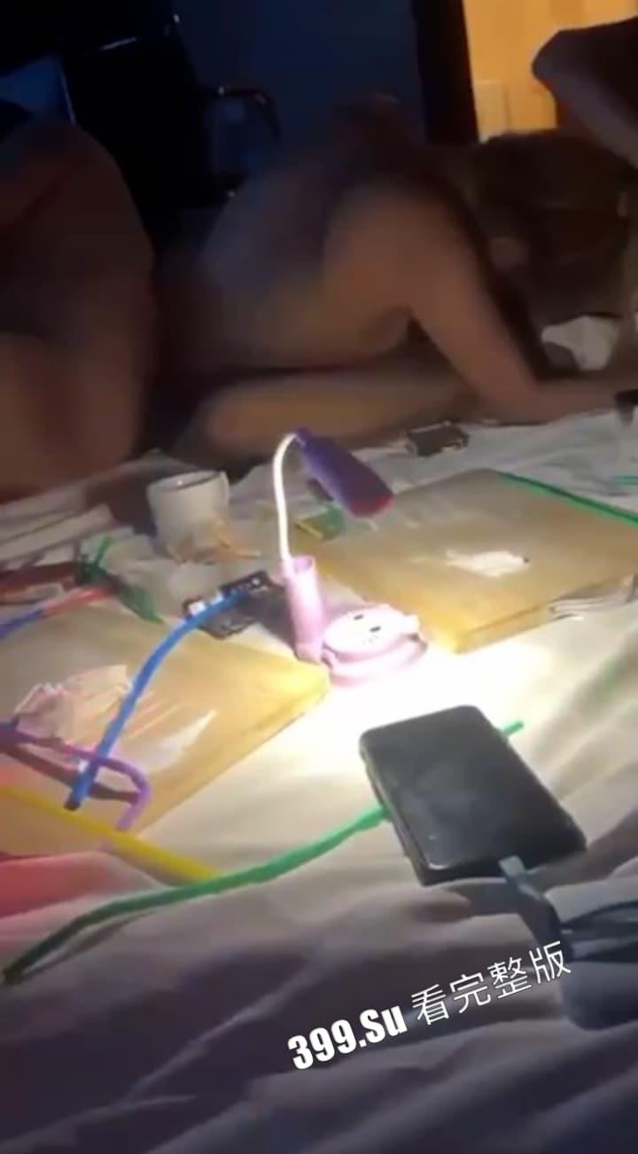 粉仔篇 人不人,鬼不鬼!远离赌毒,珍爱生命!!(二) 而且瓜友们发现了吗,吸毒的男人鸡巴都特别小-4