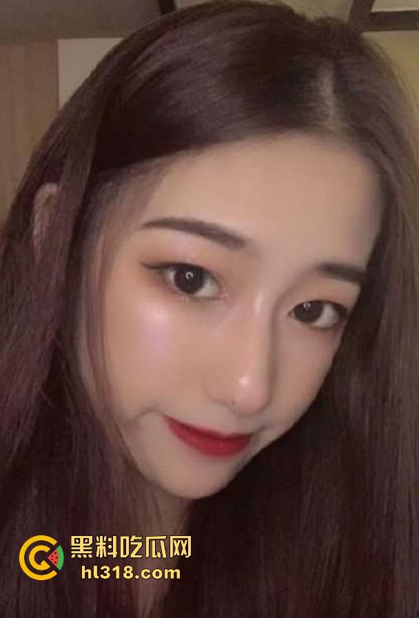 土豪重金包养,哈尔滨工业大学性感学妹【杨绍琳】颜值高身材好,奶子也大后入狂操,内射口爆样样精通!-3