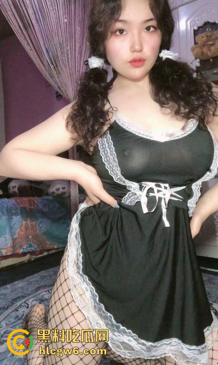 单身无配偶 只能网聊做母狗！山东菏泽培训机构老师【陈玉露】无毛美鲍高潮爆浆 自慰裸聊遭网友录屏曝光！-11