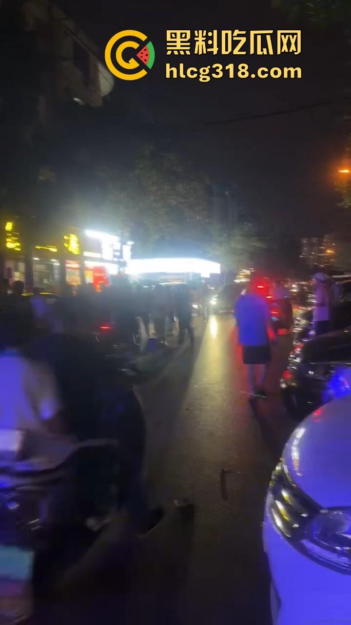 湖南长沙肌肉猛男操死站街女！现场已被警察封锁现场 这得多猛啊能把人操死！-7