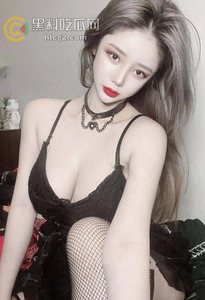 OnlyFans红人「LexiPoy」大变身!小胸变黄金比例,科技与狠活双管齐下!-5