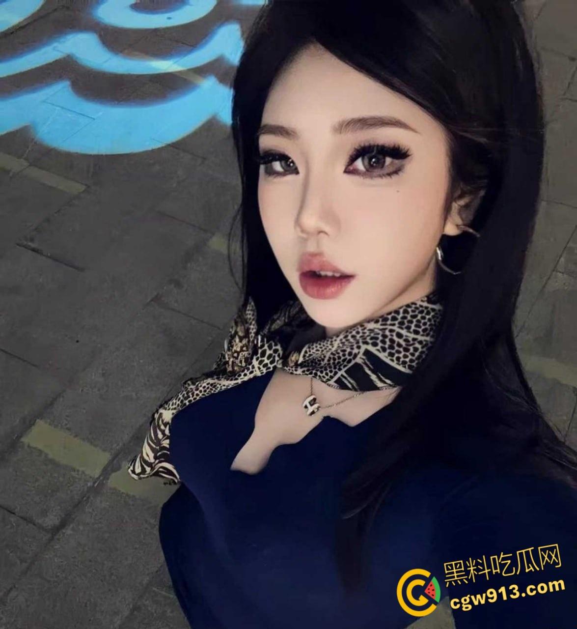 抖音高颜值网红【金美庭】，线下见面约炮金主，巨乳肥臀极致诱惑，情趣黑丝口交，女上骑乘疯狂榨精！-3