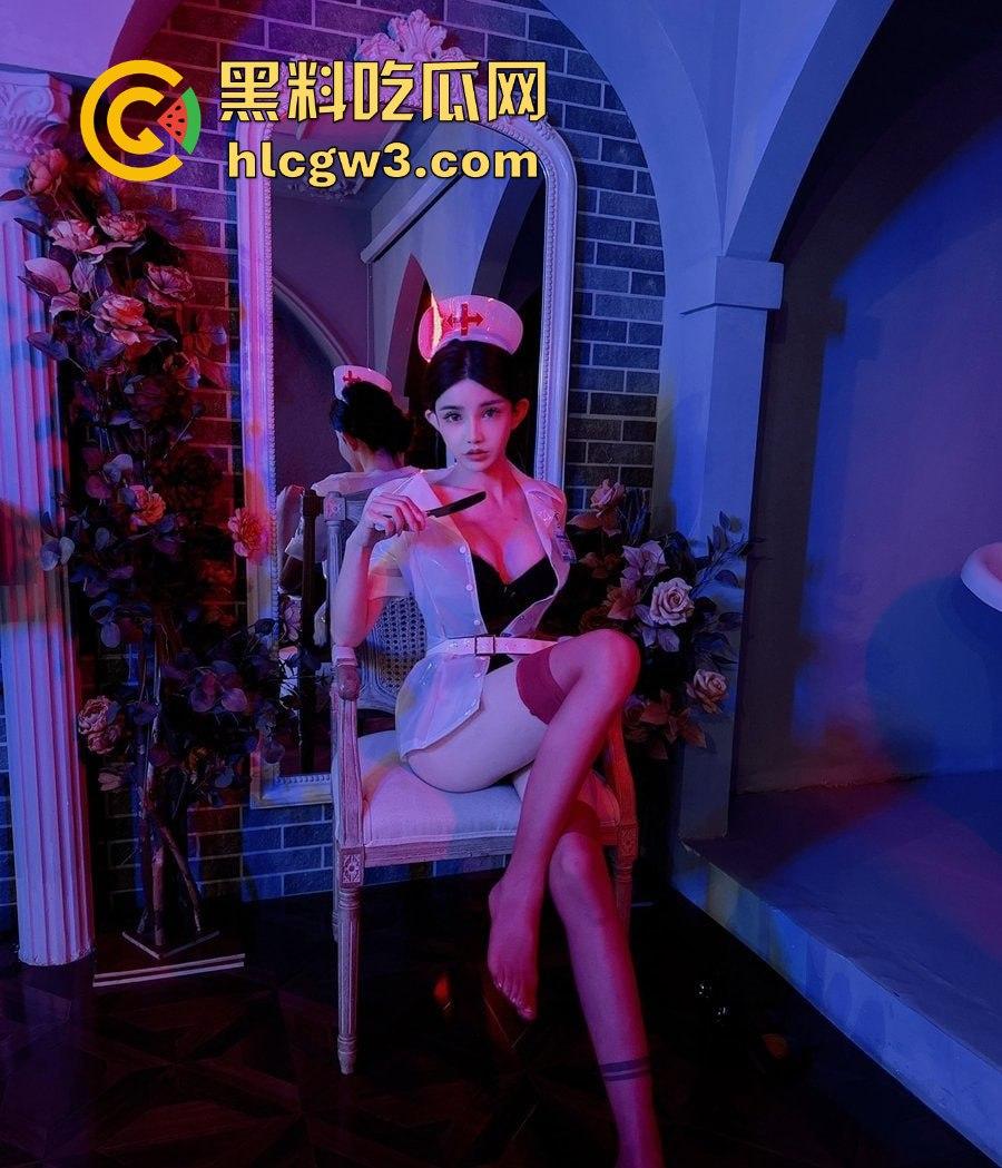 上海极品TS『刘依依』美到让直男怀疑人生 这颜值炸裂打破次元壁 上半身绝杀 你敢认是TS吗？-6