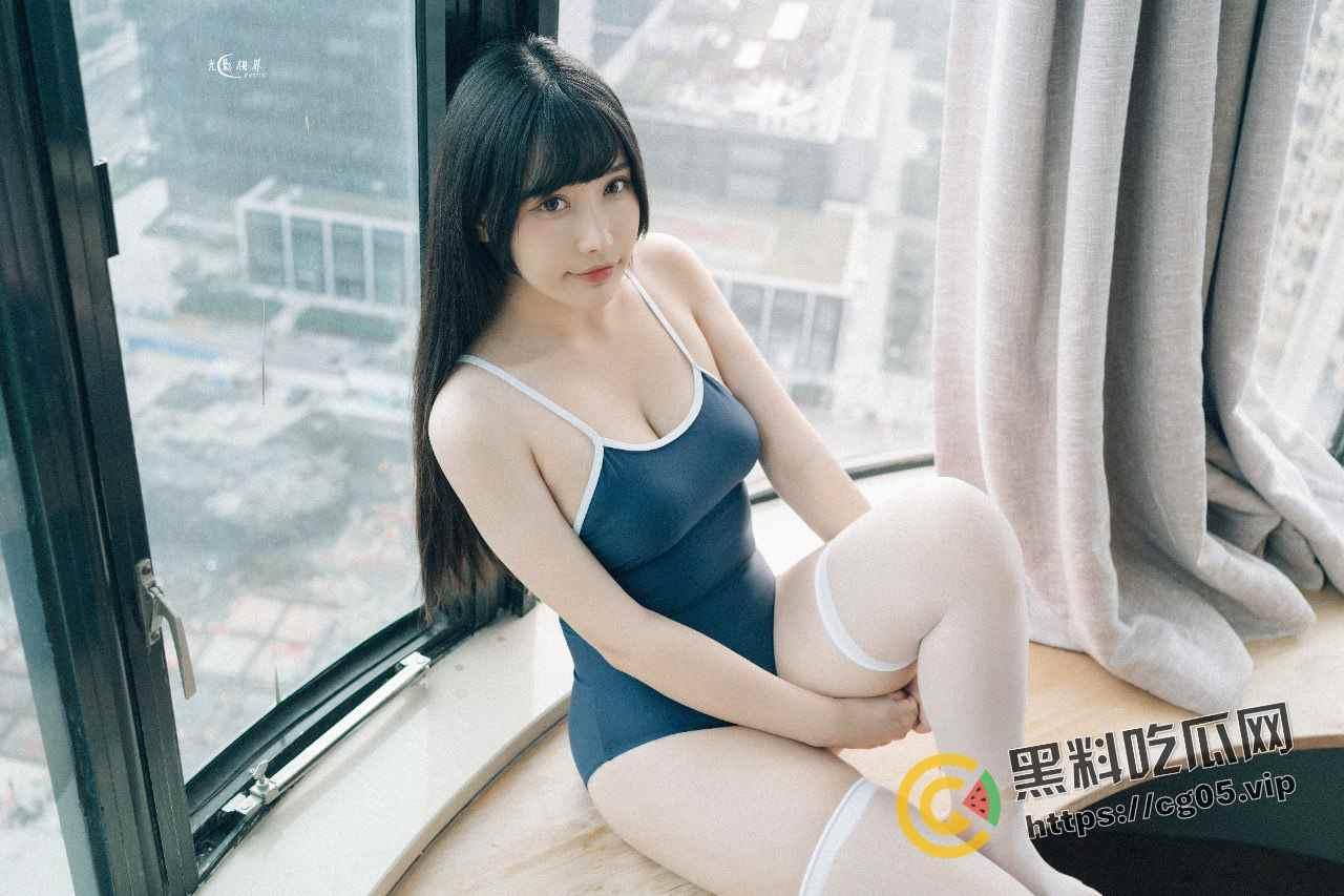 抖音 b站热门网红 【糖果果】人气【金广发女郎】土豪定制流出 大胸荡漾 肥美鲍鱼 舰长福利喷血套图-9