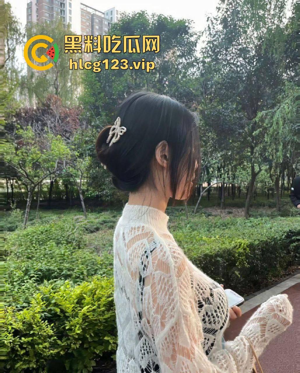 极品气质美女张珊珊重磅泄密!黑丝无内性感啪啪,后插口交全程听话!-5