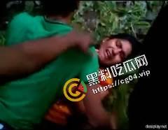 畜生阿三！印度阿三强奸妇女合集  果然印度种姓制度还在是有原因的 有的人就是天生低贱-3