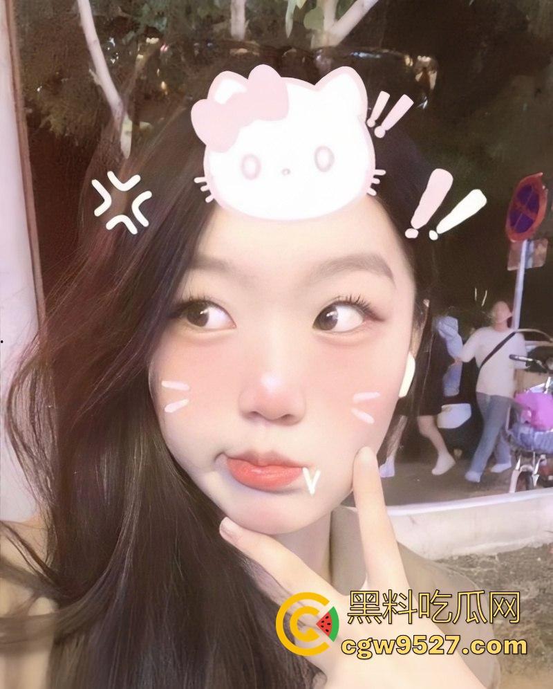 长春某小学教师【方玉玲】自拍性爱视频泄露，酒店情趣诱惑金主，骚穴被大屌狂轰滥炸，尽显媚态！-1