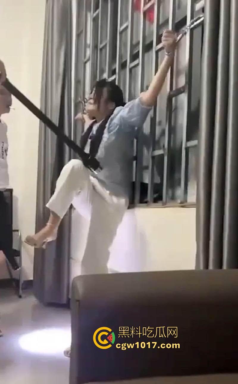 东南亚的黄金梦,竟是吞噬青春的深渊!曾经的电诈园区内部资料泄漏,猪仔惨遭毒打电击剁指,赌博贩毒妓院环伺!-7