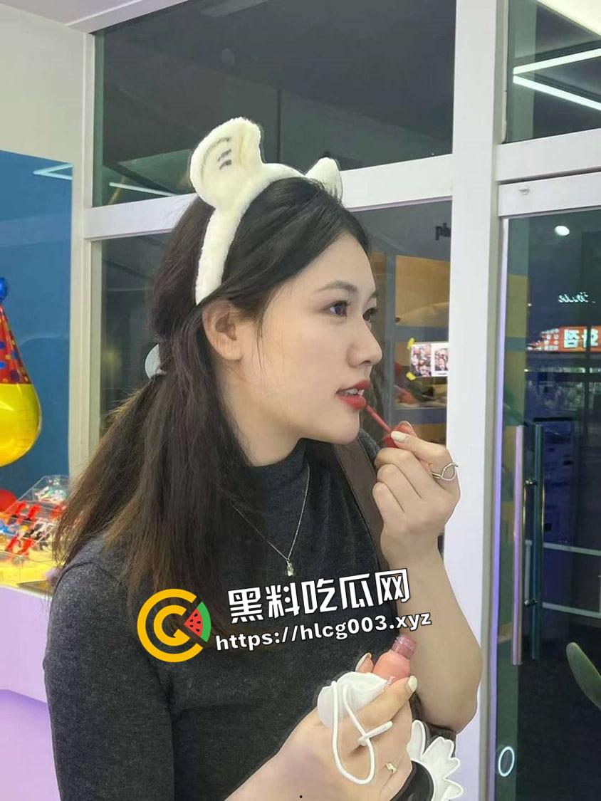 南京外企美女白领   知性美高知反差 婊 傲娇上司被干到哭 精彩私拍被下属流出-2