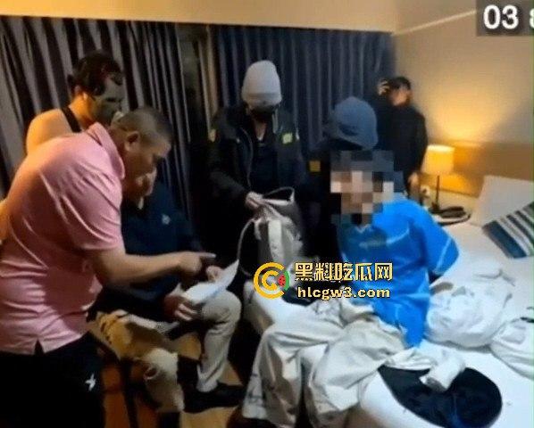 泰国警方上演便装诱捕大戏!中国男子强奸威胁18岁女学生,还敢要求女警3P被男警色诱抓现行!-6