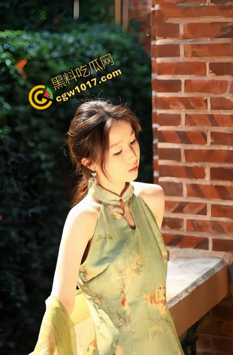 广东校花【羽欣晴】白天纯情学生，夜晚深喉神技，蜜口舔吞吸取精液，喷溅喉咙，诱惑无限，骚劲儿直冲天际-6