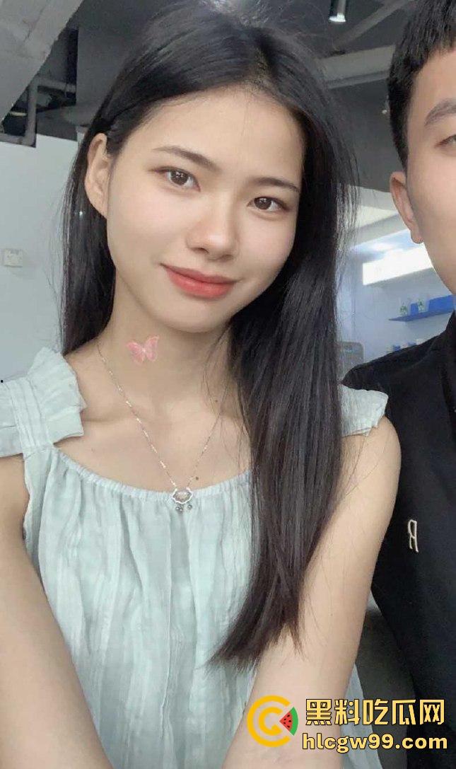 瓜友投稿！湖南蓝天幼儿园骚妻幼师【吴亦伊】性爱视频曝光，阴毛茂密性欲强盛的小母狗，性感蜜桃臀被疯狂后入。-2