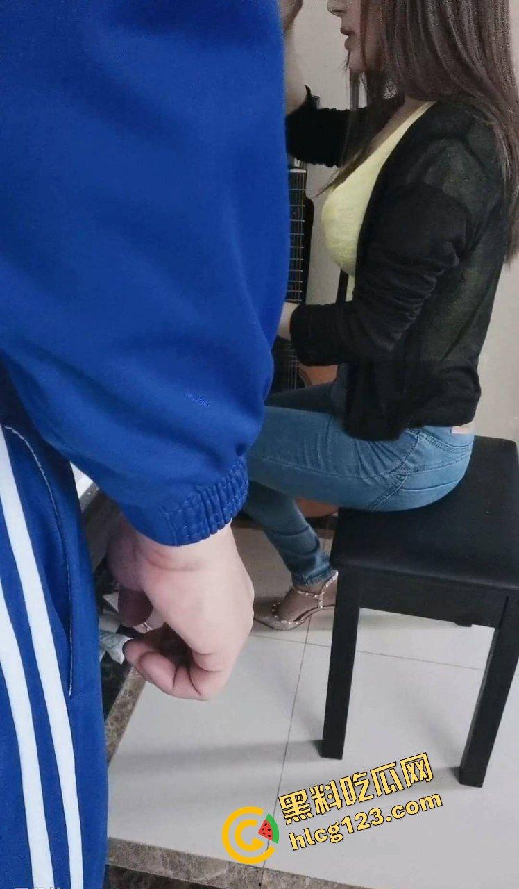 江西音乐老师『艾妮哟』私生活曝光！才艺女神竟变“骚母狗”被土豪调教，车震、足交样样精通！-1