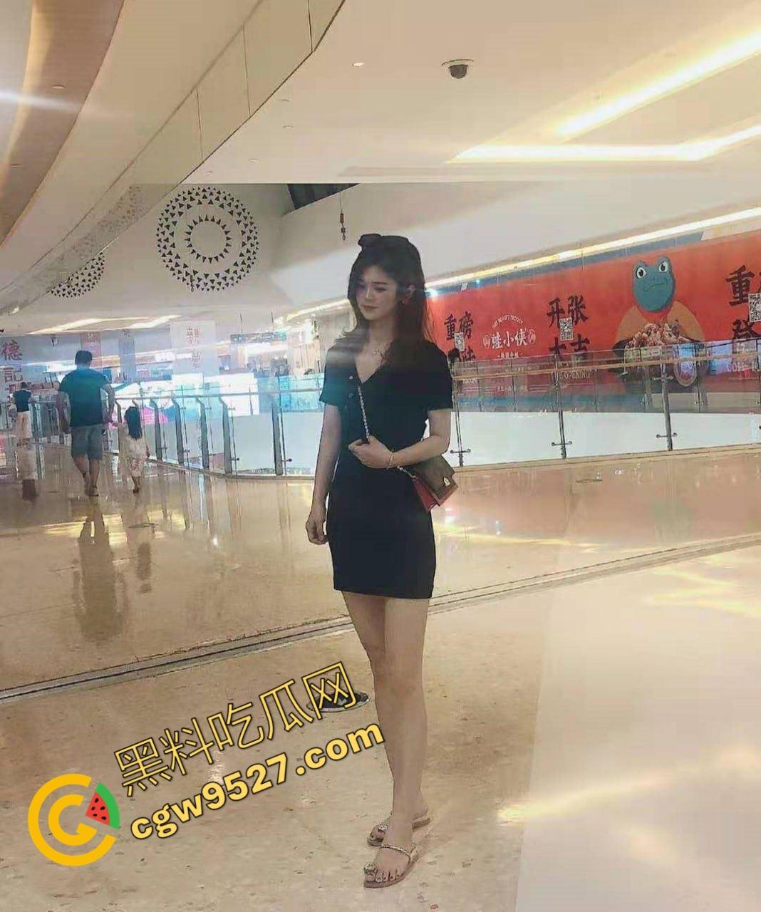 广东省河源市人妻胡玉梅傍大款私密视频流出！贤妻良母与放荡母狗无缝衔接， 身材一流，床上功夫更是了得-3