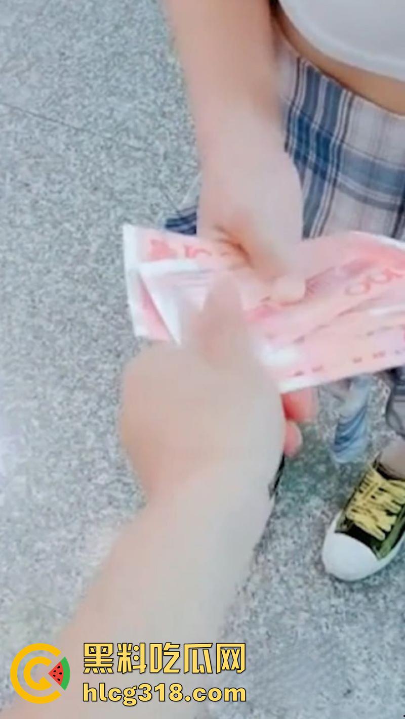 苏州科技大学【邹妍】，06年处女大学生，勤工俭学卖初夜赚钱，聊天记录和做爱视频被曝光！-7