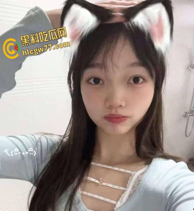 商丘校花【孙秋雨】清纯人设崩塌！私下约炮浪叫连连，开门后入响遍整个酒店 ！-1