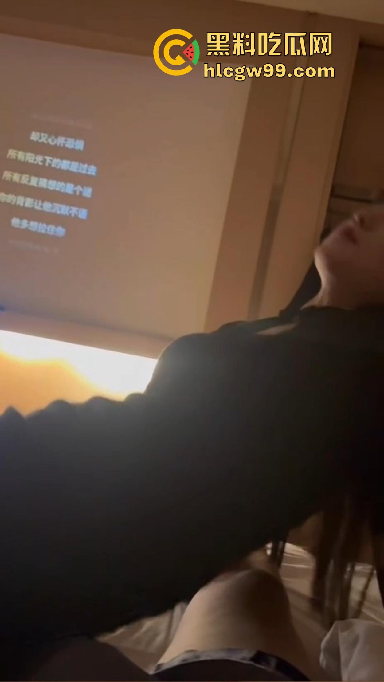 按摩分荤素 两种玩法各有千秋 荤的直捣黄龙枪出如龙 素的蹭蹭不进靠颅内高潮 双绝的按摩艺术你爱那种？-4