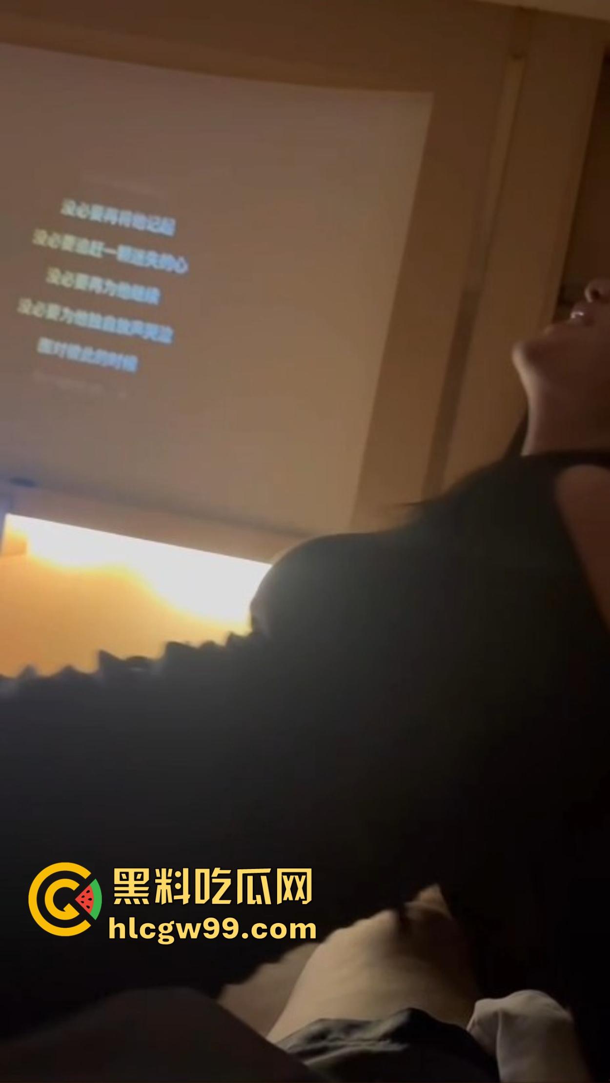 按摩分荤素 两种玩法各有千秋 荤的直捣黄龙枪出如龙 素的蹭蹭不进靠颅内高潮 双绝的按摩艺术你爱那种？-6