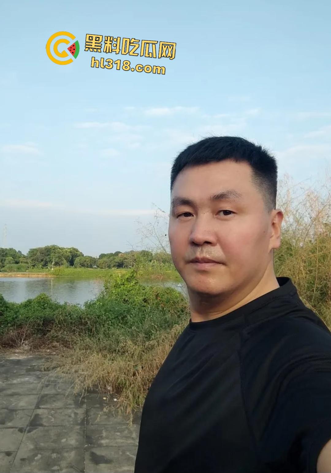 准大学生考上211，父亲奖励“生理第一课”，后入骚女儿翘臀狂操，这叫声听了母猪都要怀孕！-1