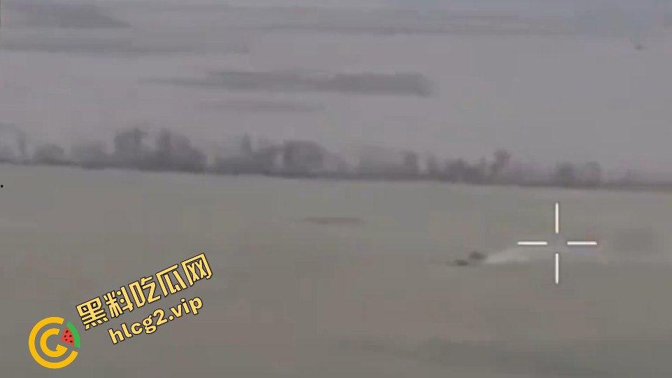 乌军装甲车突袭未果！俄罗斯空降旅强势反击，坦克全灭！】-7