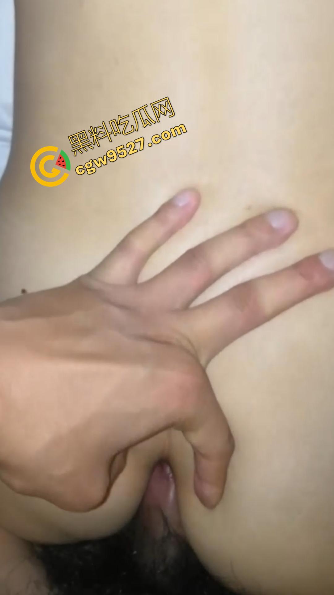 抖音民谣歌手林启得与网红姜南师徒恋情曝光！两人床上风姿尽现，还爆了菊花，真是会玩-9