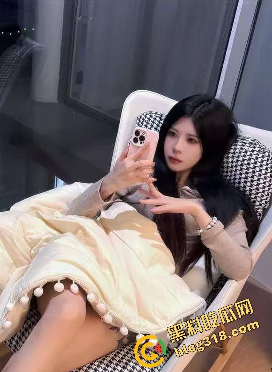 抖音网红『墨心纹画』天津纹身哥往牛子里嵌十几颗珠子，活体狼牙棒爆操婊子爽到嗷嗷叫全程曝光！-5