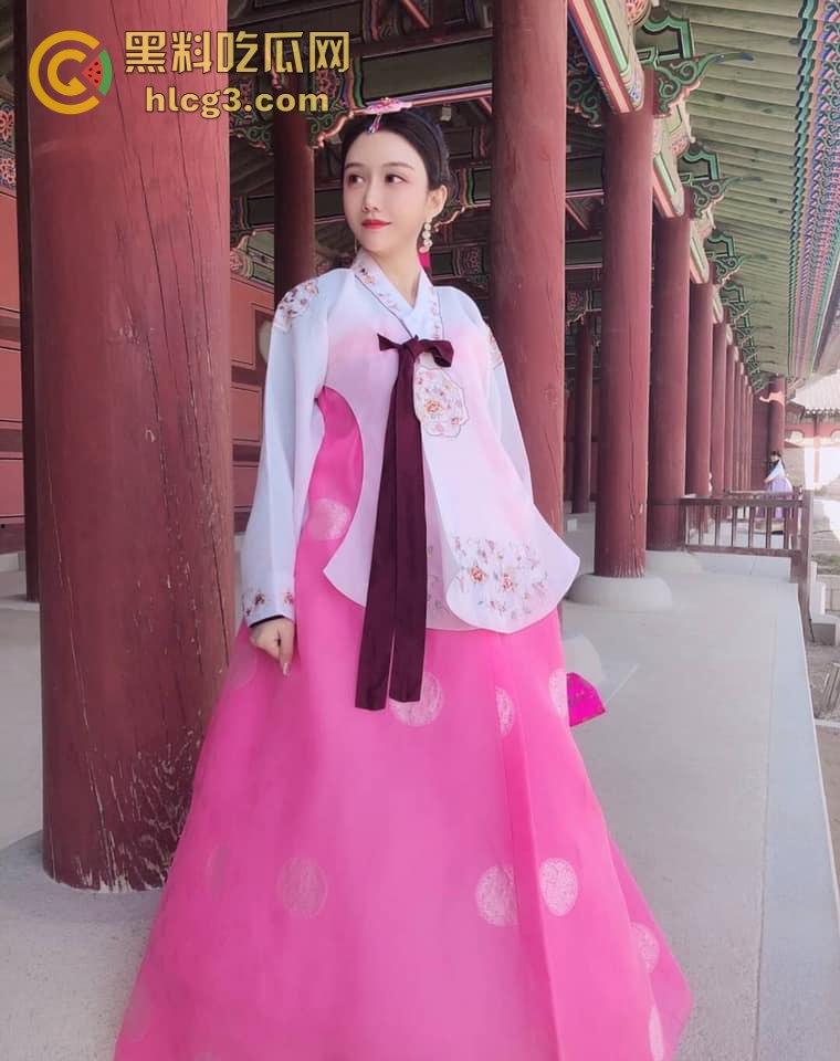 极度反差高颜值清纯女神【晓雅】性爱私拍曝光!白肤大波粉奶头尽显诱惑,私处已被金主玩黑令人心动!-2