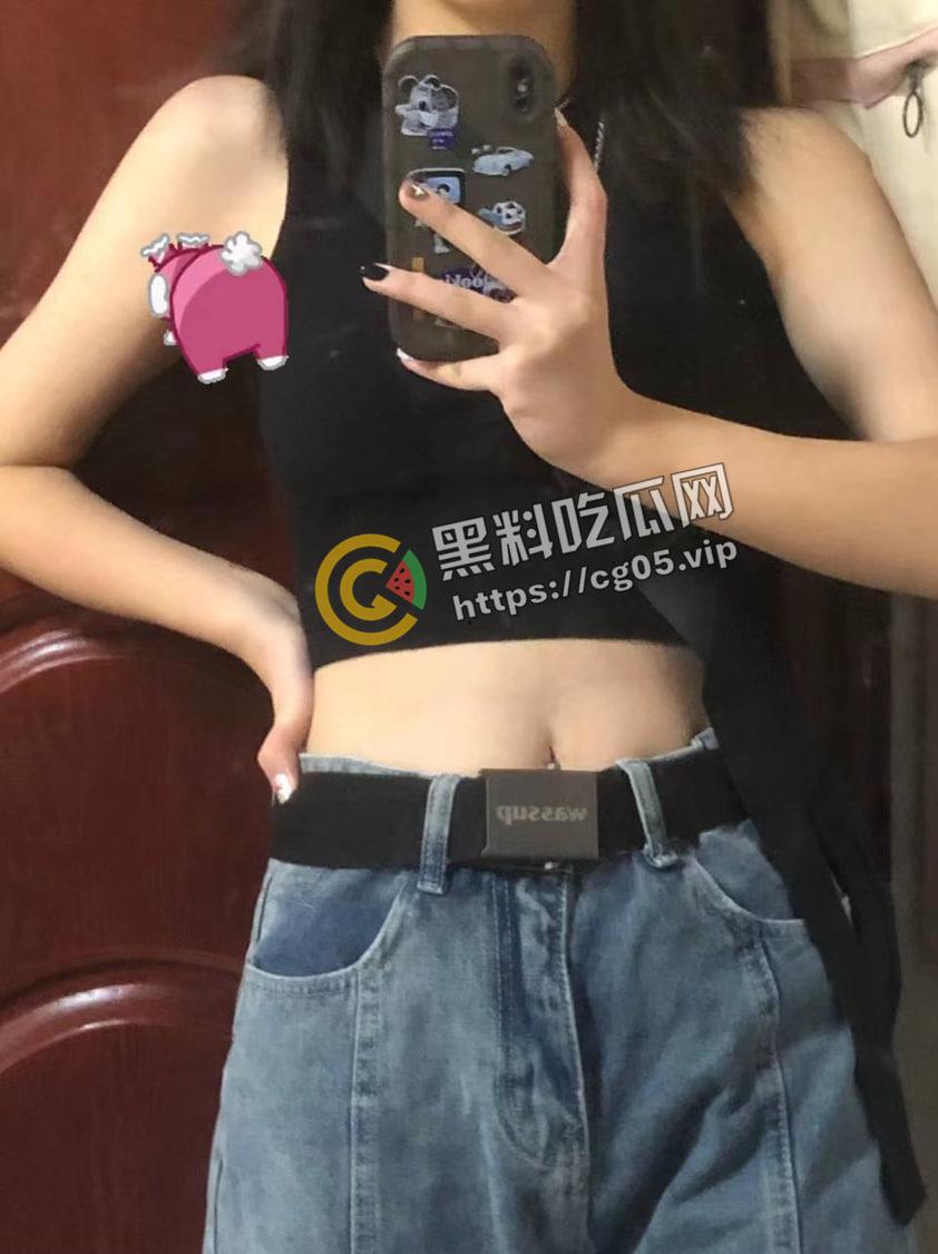 瓜友投稿！重庆母狗【伍雅馨】想被包养 收了钱不办事无视金主爸爸被曝光 私密视频流出-11