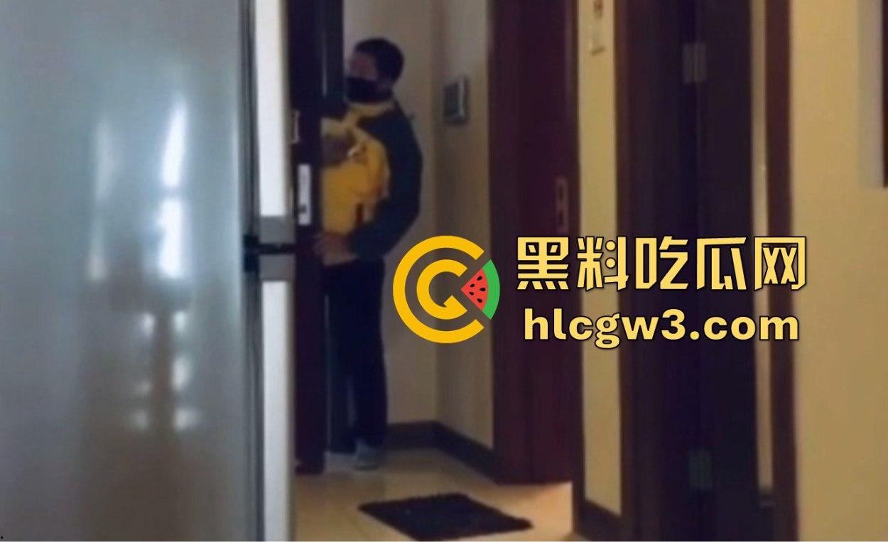 女主播点外卖不为吃饭只为约 饥渴骚逼勾引美团骑手大叔 威胁差评强行打桩 美团骑手宣传片年末升级？-9