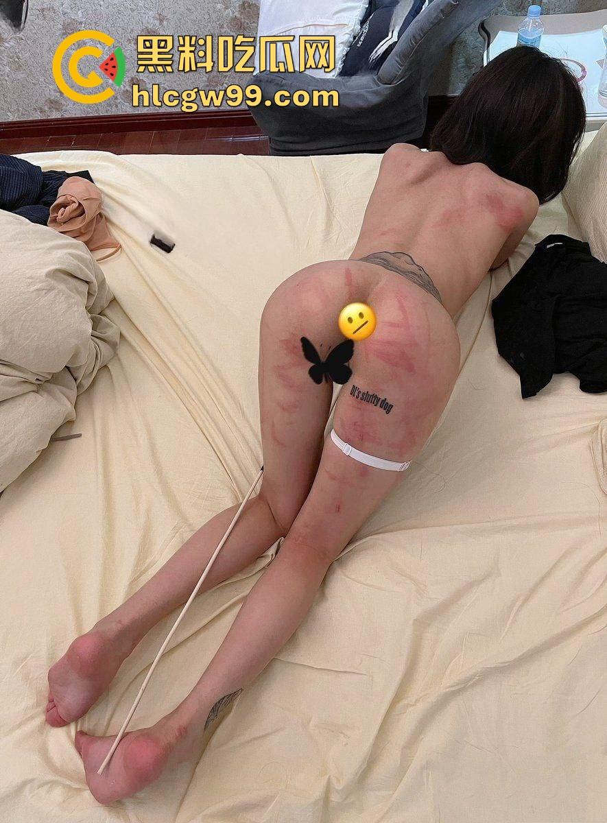 LoveMyDddy『奶凶大人』骚穴纹身太犯规 骚穴纹身暴力打桩机榨干猛男 户外露出玩的就是心跳！-7