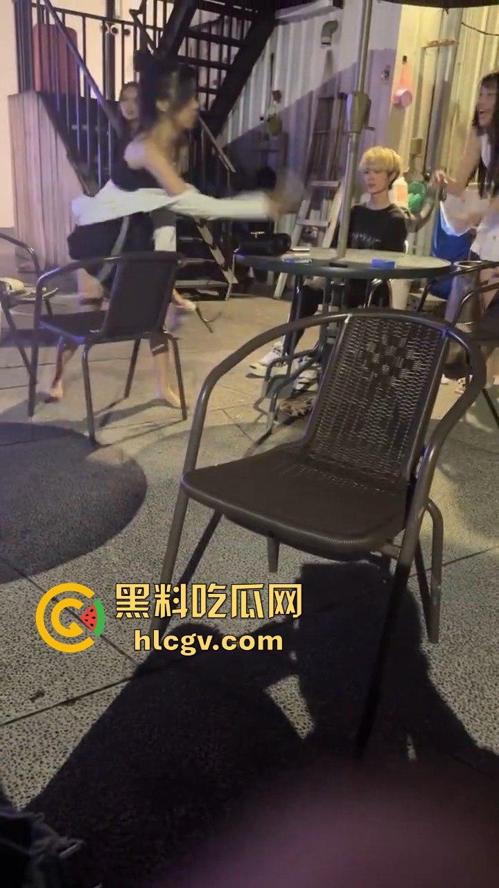 台中妹子与黄毛的爱恨情仇！情深似海，反目成仇的狗血戏码！-8