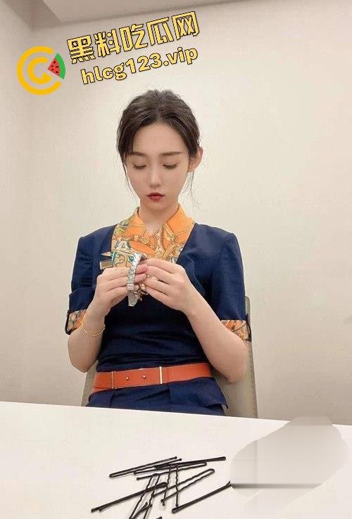 青岛航空乘务长【张康营】潜规则曝光！蜜桃臀被操到飞起，叫床声震天！-4