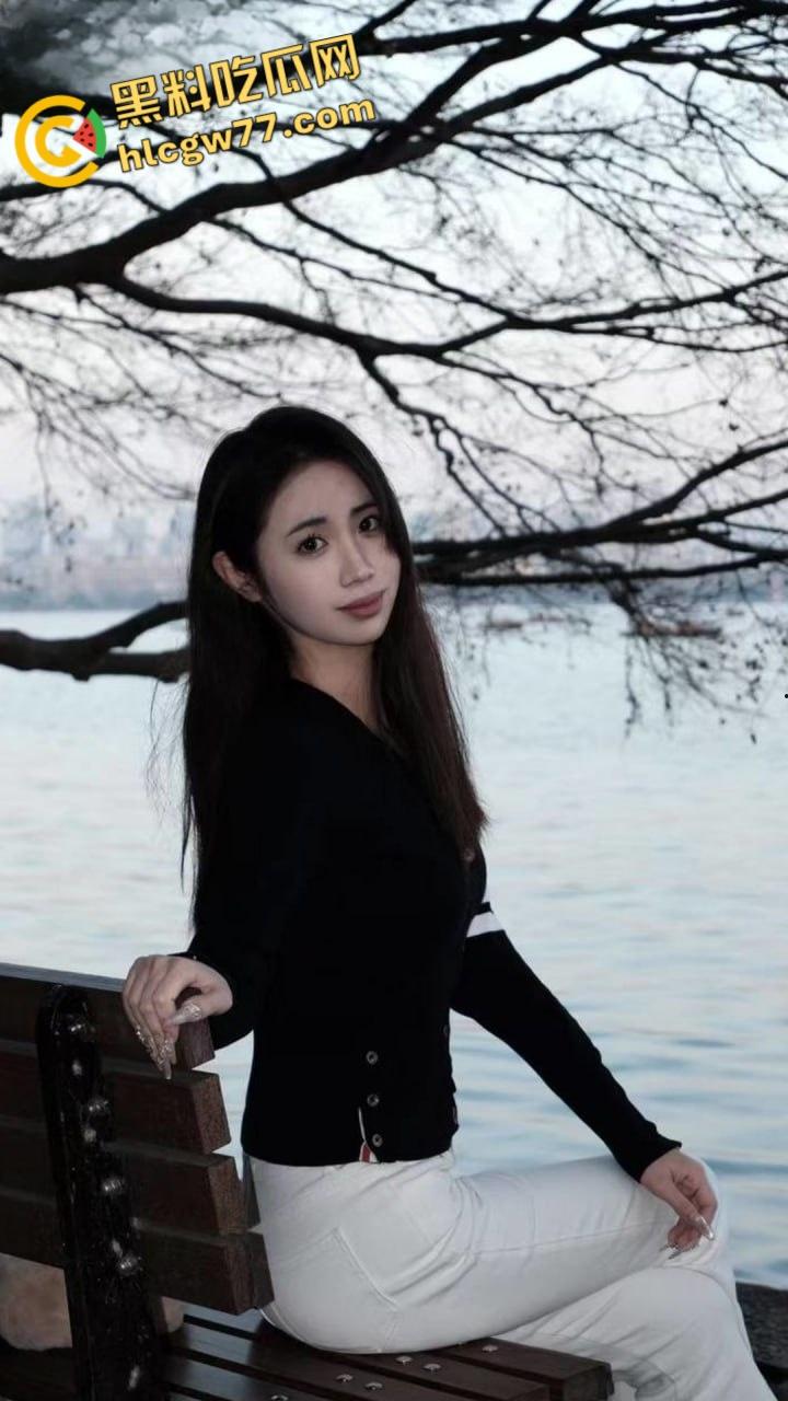 吉林大学舞蹈生【刘雪】修长身材和优雅气质,被男朋友调教成淫荡母狗 !-2