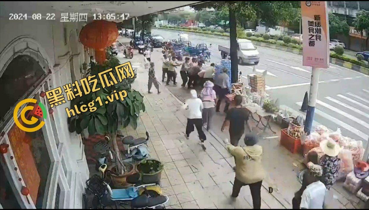 广东潮汕 聚众抢劫超市！哄抢明抢物品！实现群体零元购！太出生了！-6