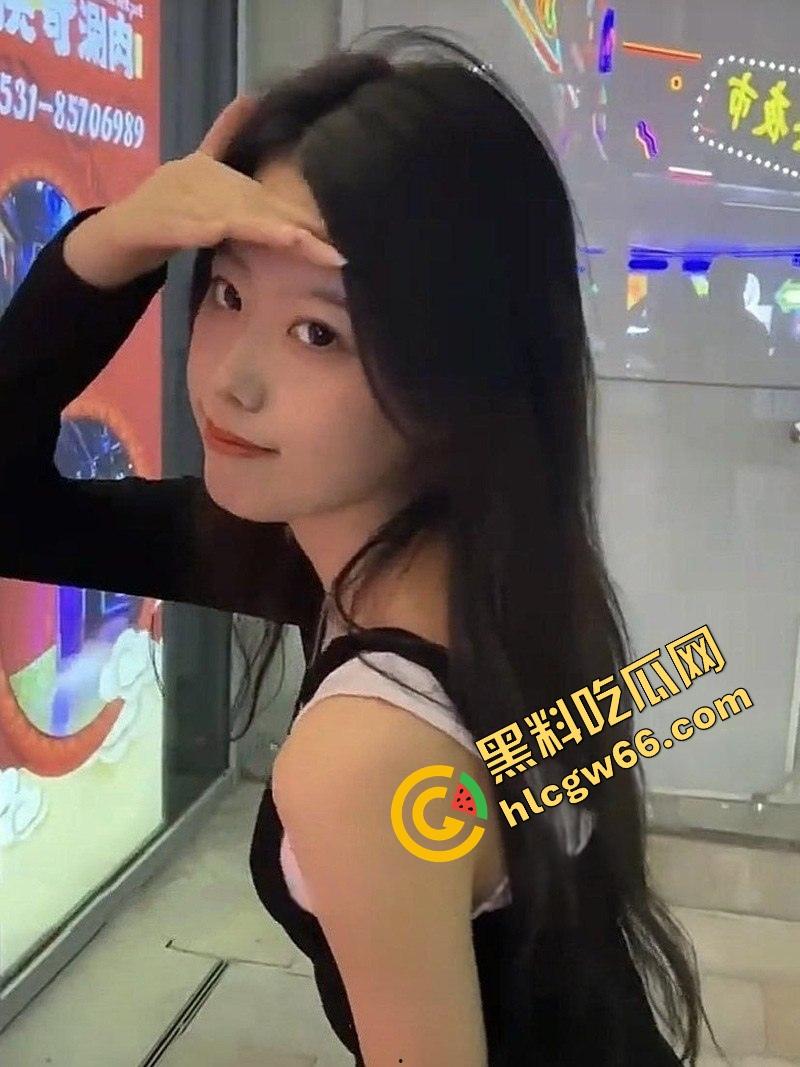 中铁三建领导操翻女设计师【孙啵裴】私下潜规则爆出视频，吃精吃得干净利落，不爱了就闹同归于尽！-5