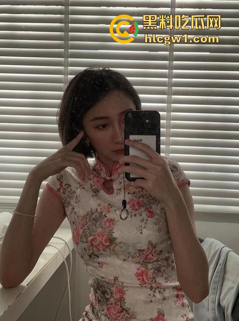 宁夏传媒大学07后【范晓】被投稿爆料！嘴法专业舔鸡巴，清纯颜值下暗藏骚劲儿，分手就被曝光！-4