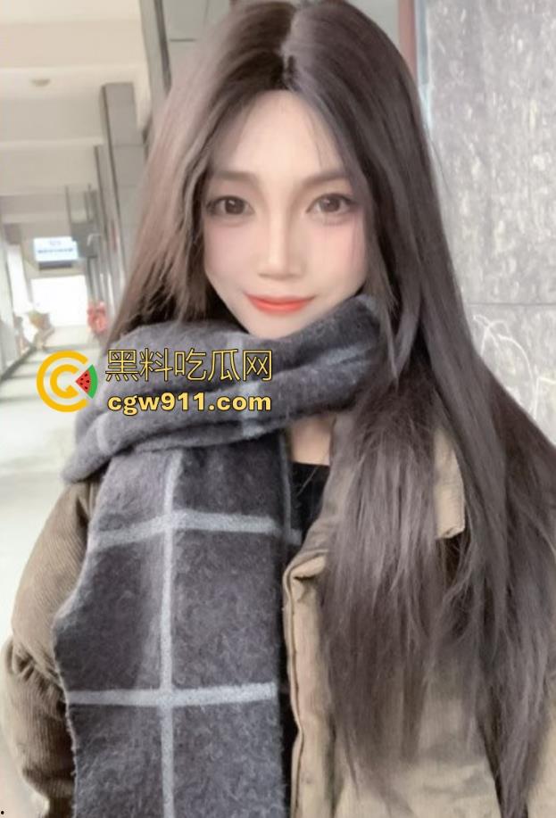 山西工商职业学院精盆母狗【黎晶静】不雅视频流出，黑丝美腿粉嫩豪乳，大屌无套爆操，口交深喉反差十足！-2