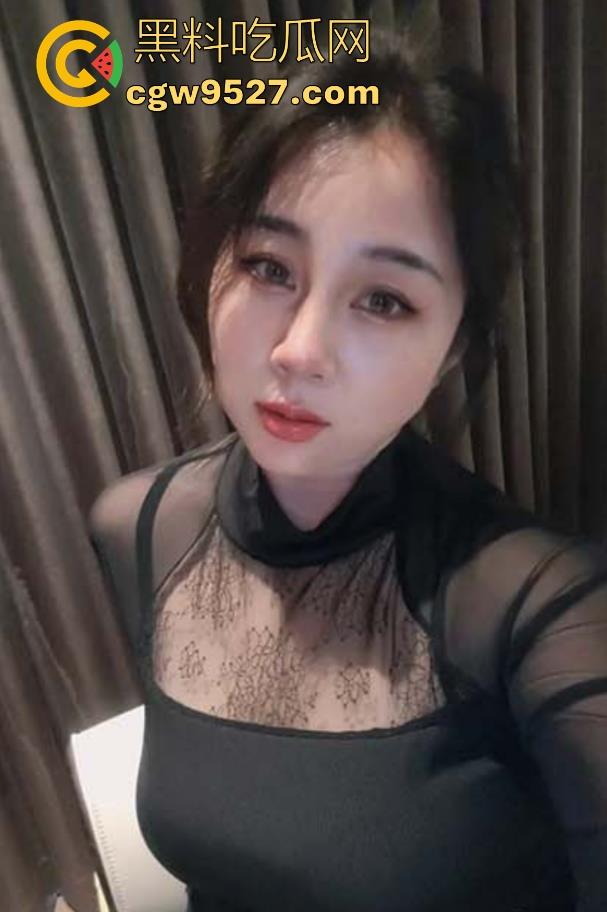 巨乳妈妈给懵懂儿子科普性知识,亲自上手示范,显出骚穴给儿子操,长达半小时的爆操,几把都痛了!-2