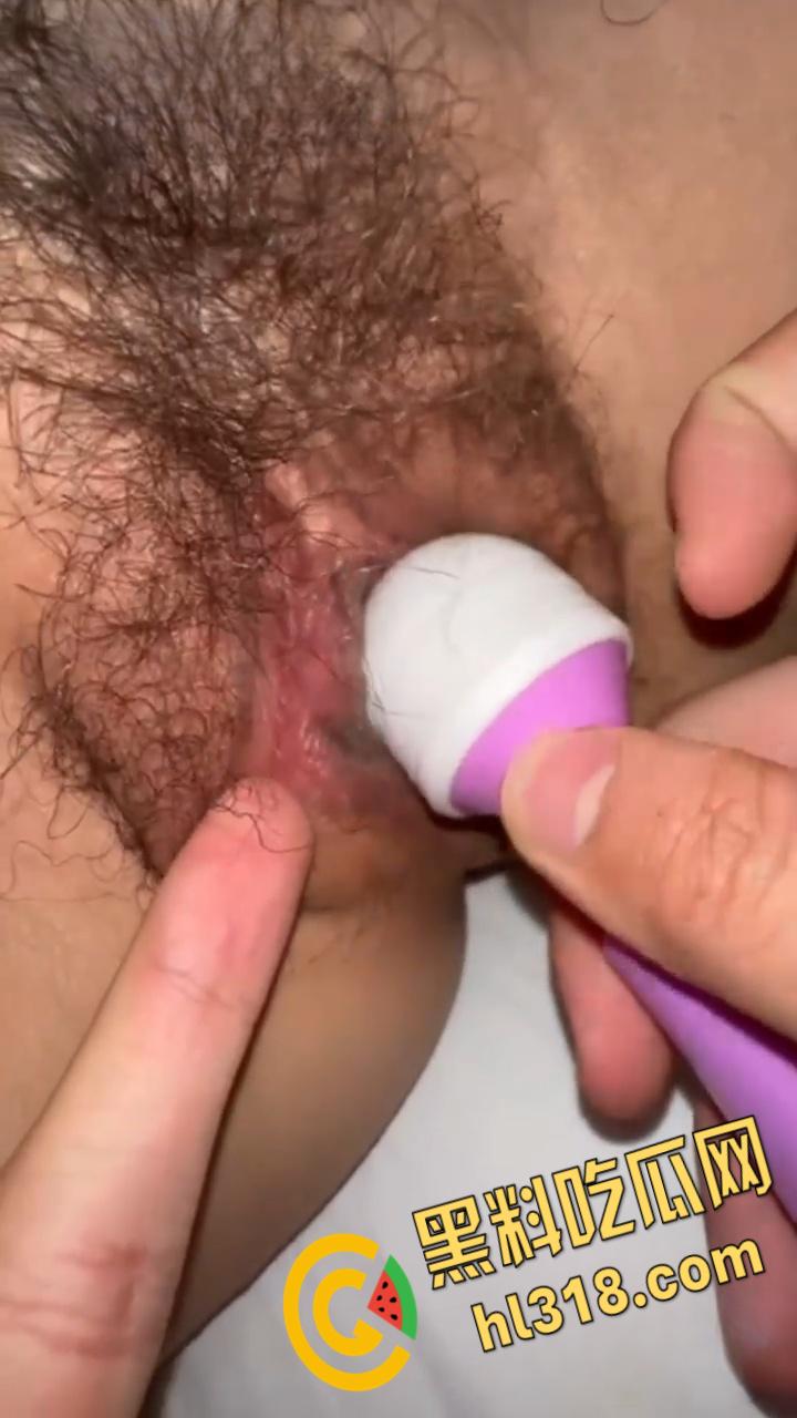 宜宾厥溪镇渣女【谢欣芮】,背叛男友酒店约炮,金主主打一个调教性爱,爽到高潮娇喘抽搐,全程浪叫不断!-6