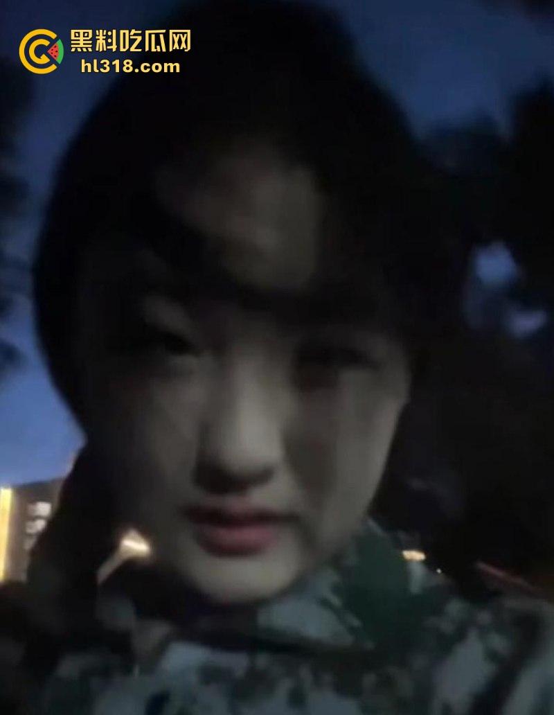 在校反差女大学生偷吃姐夫， 裸聊自慰激情抠逼勾引，聊天记录流出！这尼玛狗血电影都不敢这么拍啊！-7