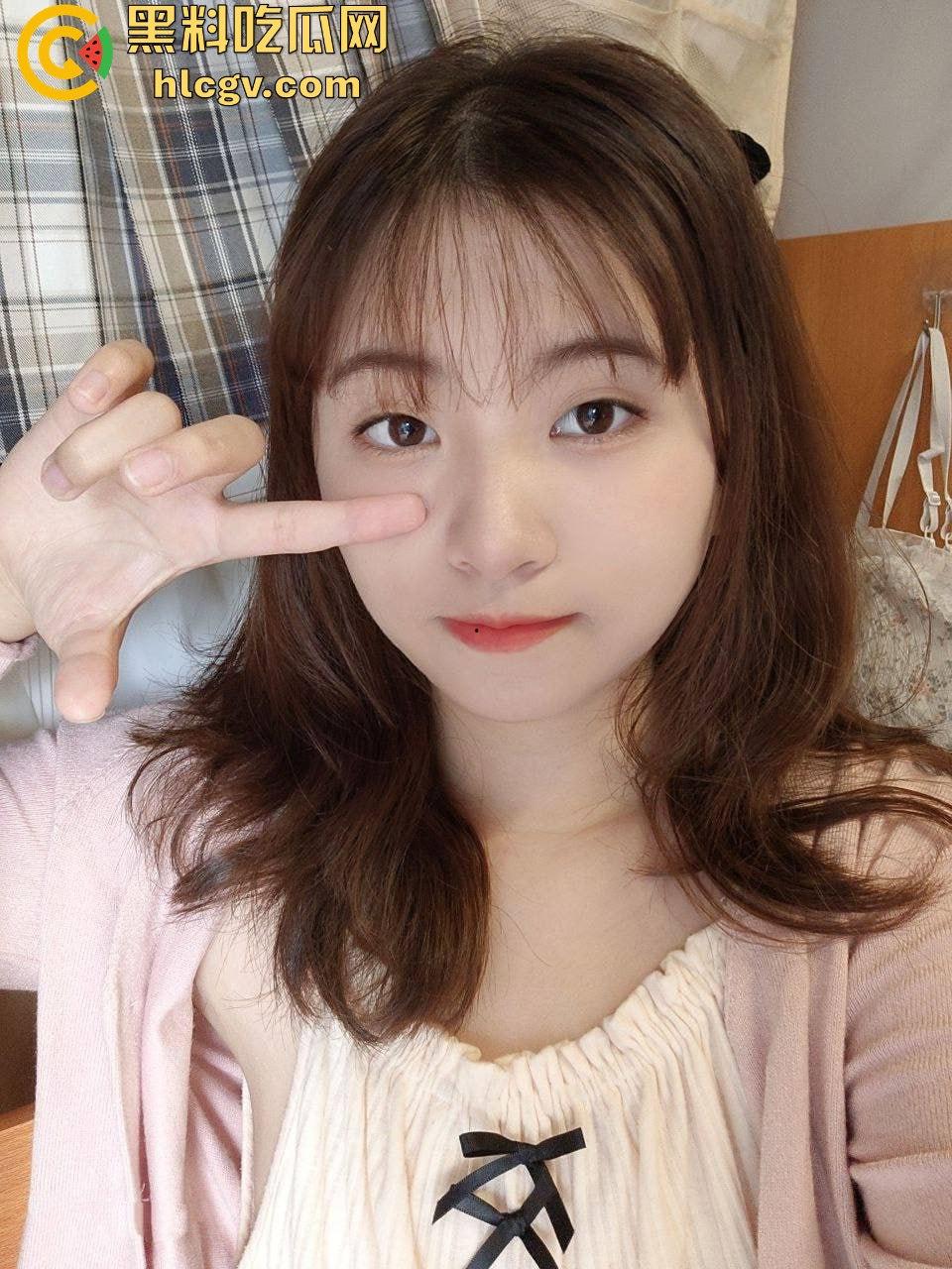 瓜友投稿三年异地恋女友分手后放飞！小骚逼调教实录曝光得不到就毁掉！-2