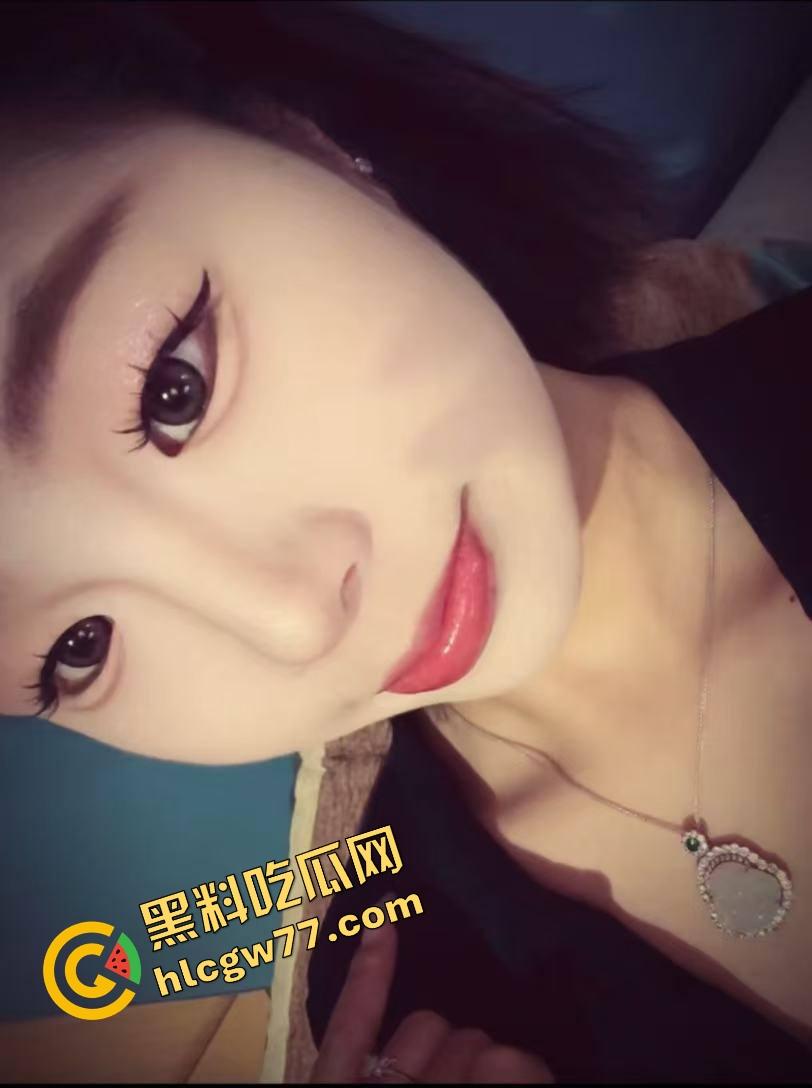 绿帽博主陌泽夫妻 首次体验夜未央租妻服务 性感骚妻被金主疯狂舔穴 前后夹击暴力输出！-2