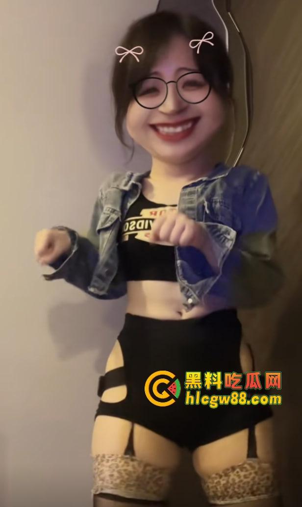 GTA百亿美金账户截图炸翻抖音，评论区炸成淫窝，不吃香菜疯狂私信求被草不问真假，私信爆满舔到不要脸！-22