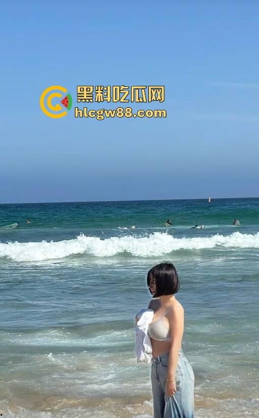 抖音巨乳肥臀反差网红坐拥97万粉丝【兔兔1104】线下约啪肥臀后入 揉奶抖臀 淫叫不断！-11