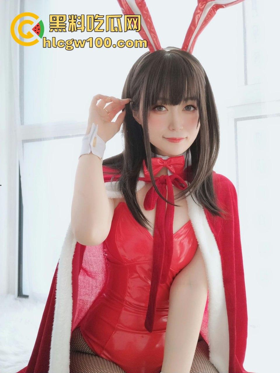 昨晚圣诞夜全员骑鹿 圣诞炮王排行榜火辣出炉 骚气红装妹子一边抽烟喝酒一边操B，礼物湿得发亮！-7