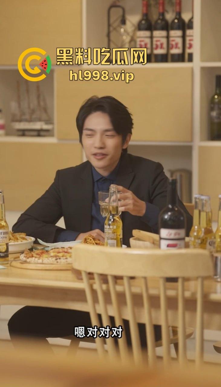 黑料瓜子剧场限时返厂！别人付费看的，黑料吃瓜网让你白嫖到底，周末福利送上别错过！-1