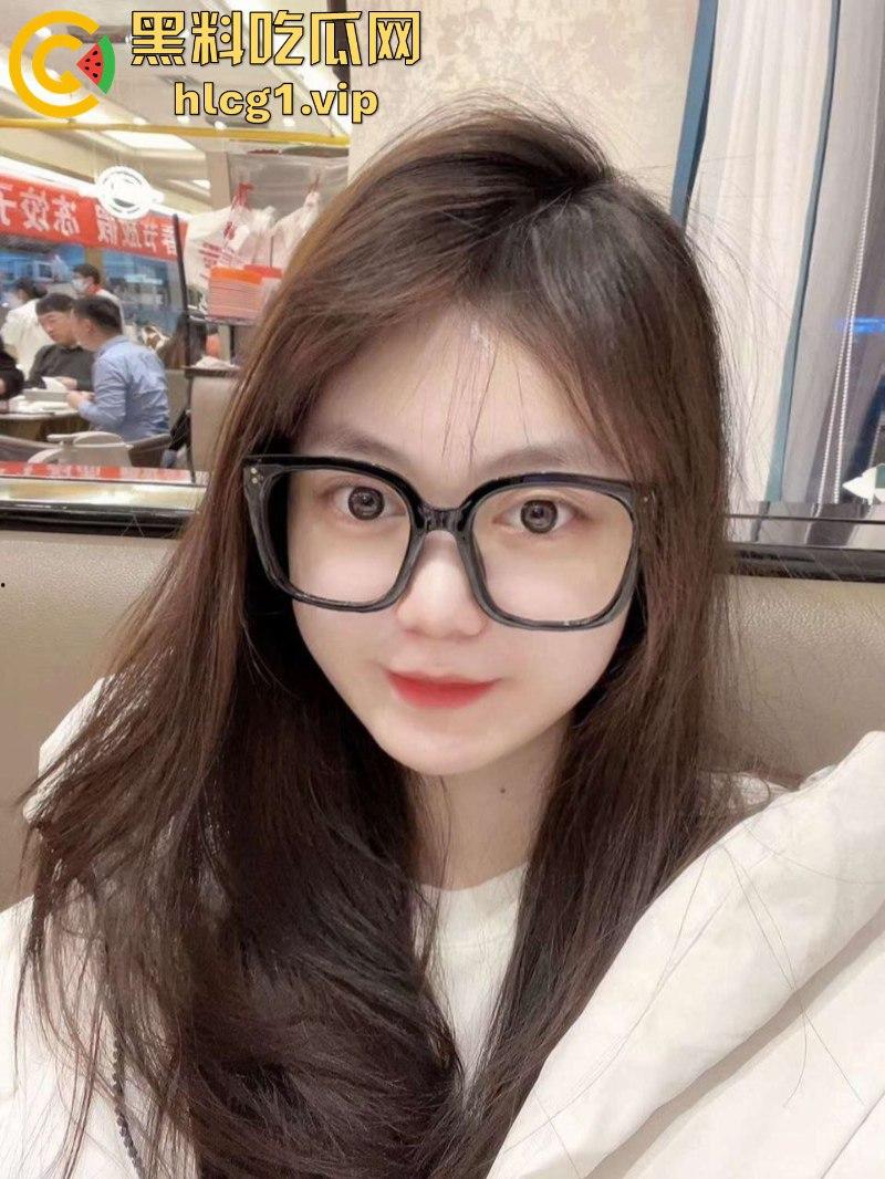 叛逆校花逆袭成人气外围！直接开盒【李思瑶】 真想不到以这种方式认识你！-5