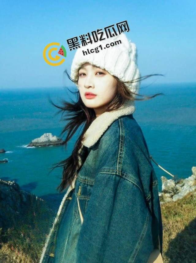 抖音140w粉丝网红『绅士y』擦边直播故意露奶 线下与土豪约炮 视频流出-3